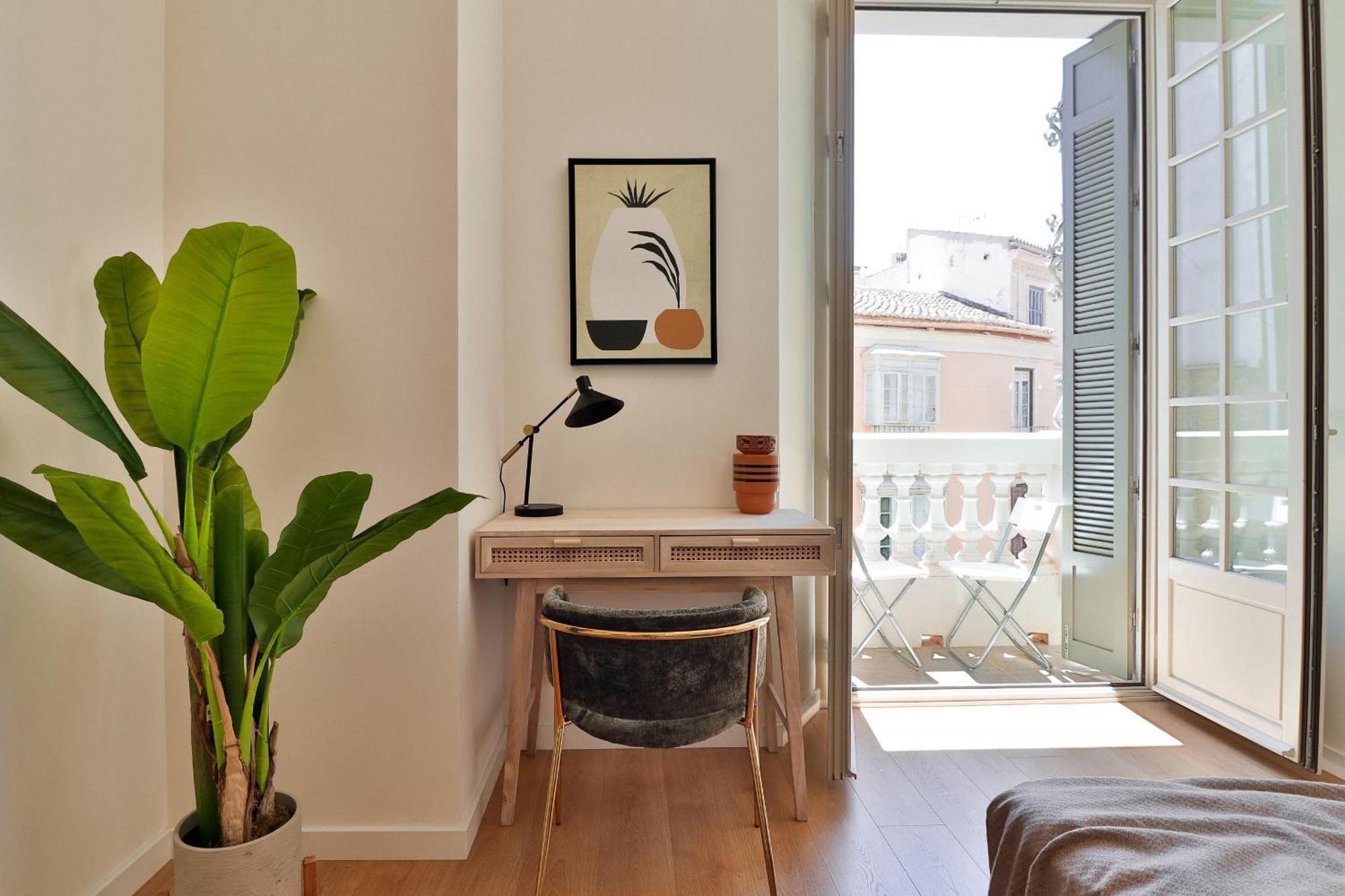 C74 - Marvelous 3 Bedroom Apartment In Historical Málaga Kültér fotó