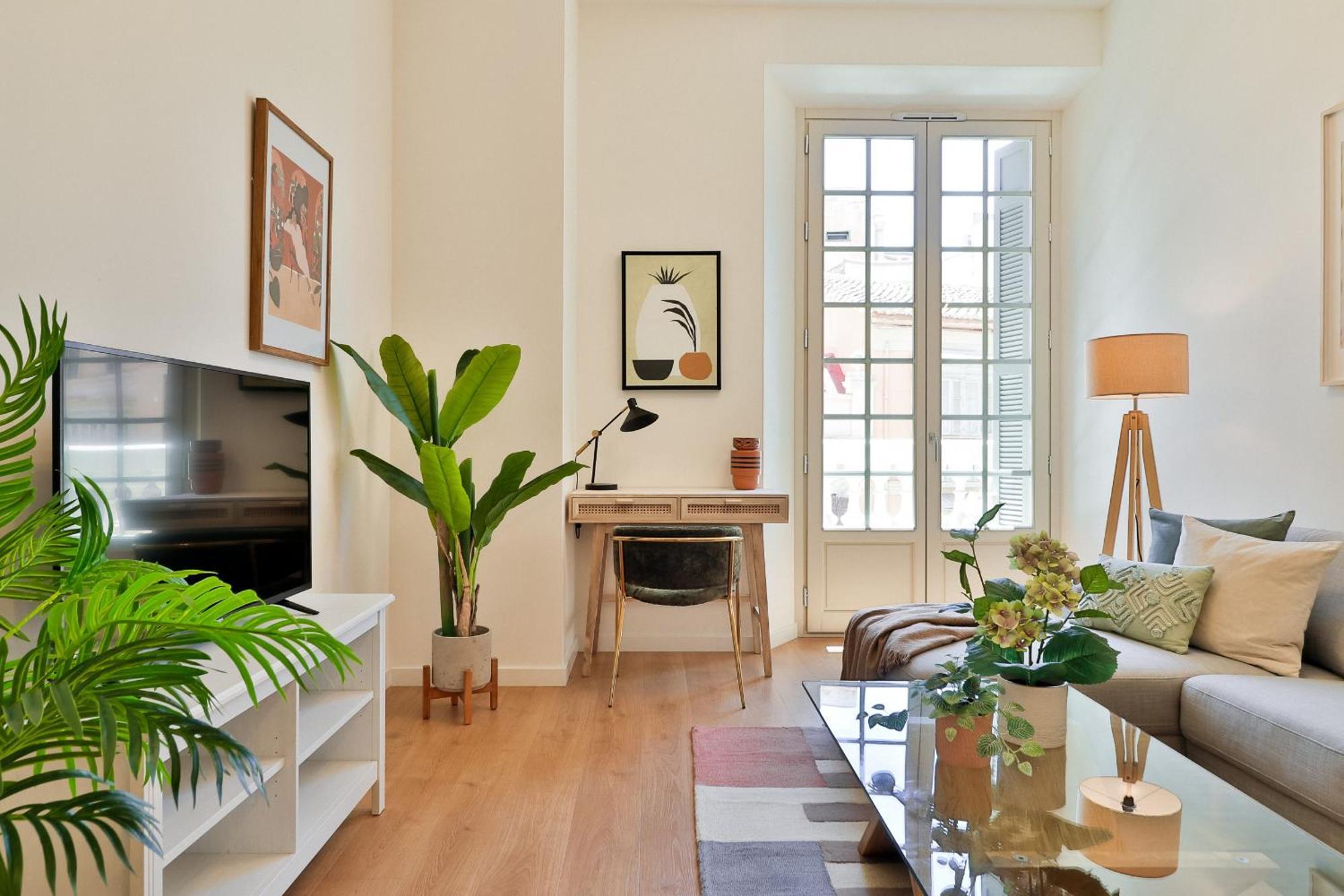 C74 - Marvelous 3 Bedroom Apartment In Historical Málaga Kültér fotó